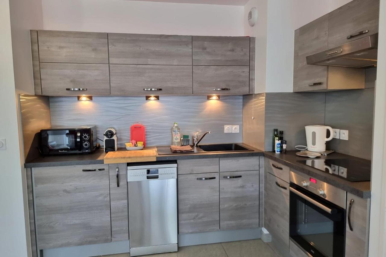 Chez Lou Et Dan 4P Apartment With Balcony Elevator And Secure Parking Honfleur Exteriör bild